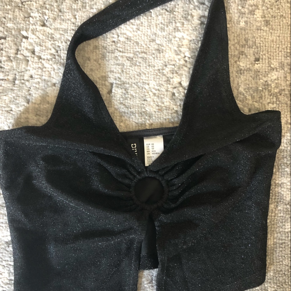 Black H&M cropped halter neck